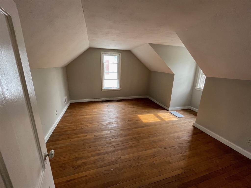 5 Barber Street Springfield, MA 01109 - Photo 19 of 20