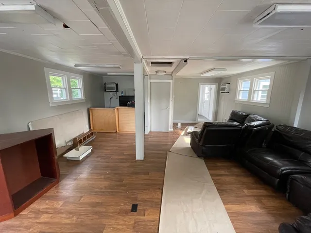 $2,900 | 5 Barber Street, Springfield, MA 01109