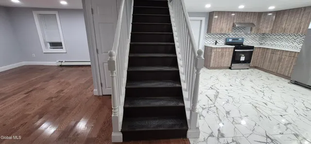 $320,000 | 22 Clermont Street, Saugerties, NY 12477