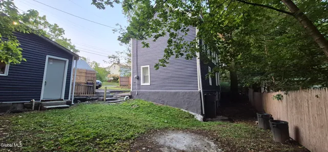 $320,000 | 22 Clermont Street, Saugerties, NY 12477