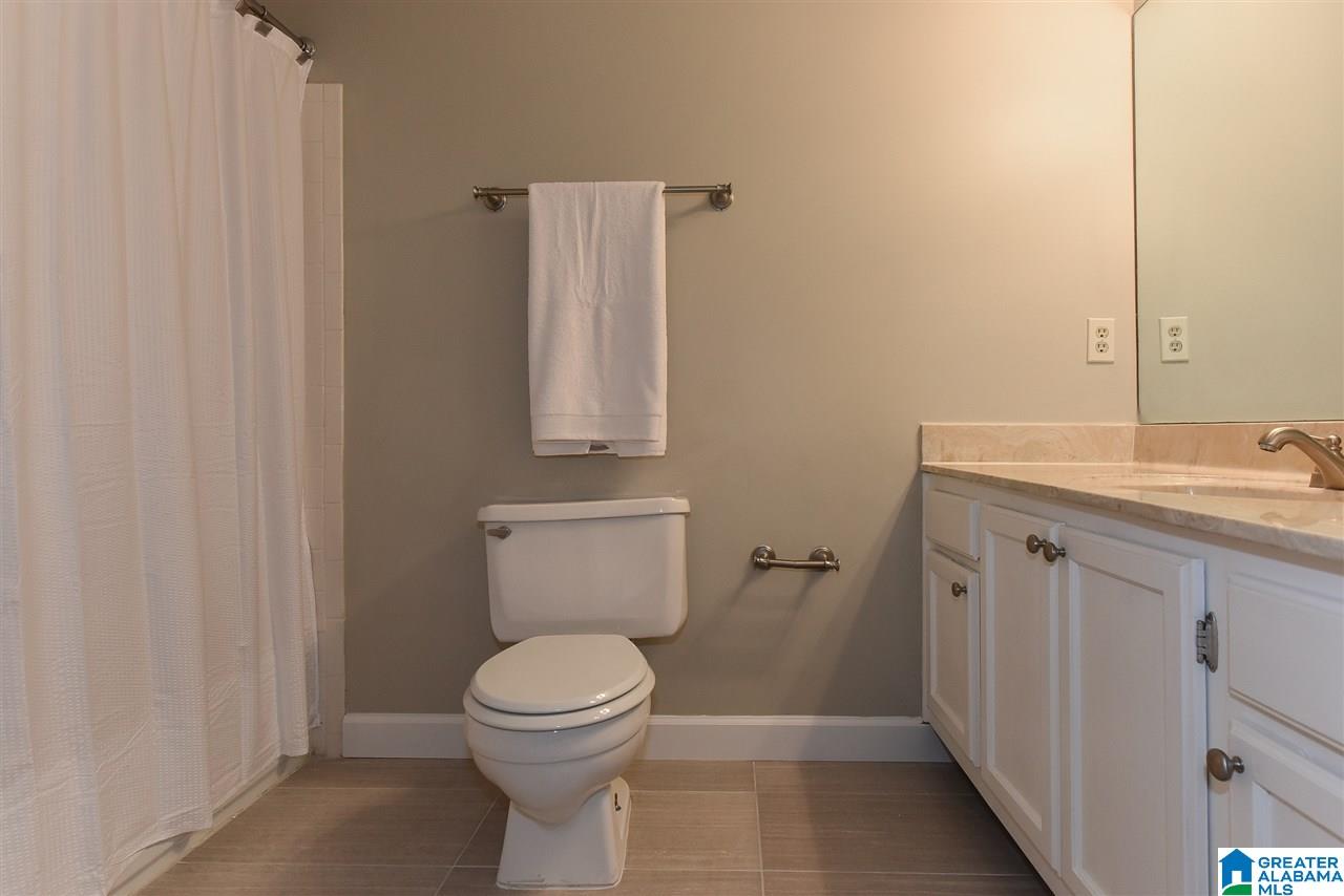 710 Gables Drive, Unit 710 Birmingham, AL 35244 - Photo 32 of 40