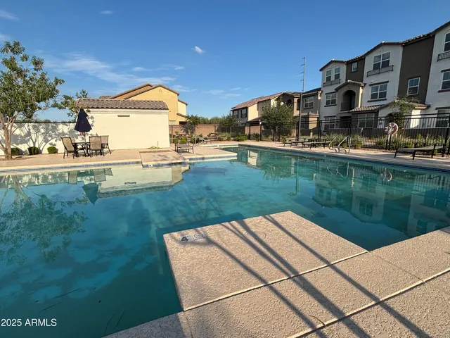 $439,500 | 1255 North Arizona Avenue, Unit 1124, Chandler, AZ 85225