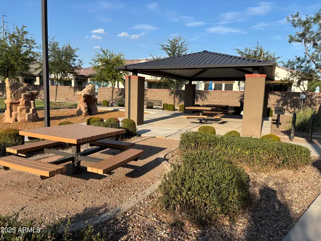 $439,500 | 1255 North Arizona Avenue, Unit 1124, Chandler, AZ 85225