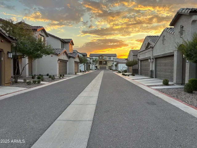 $439,500 | 1255 North Arizona Avenue, Unit 1124, Chandler, AZ 85225