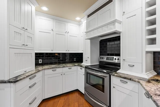 $289,000 | 9020 North Country Homes Boulevard, Unit 6, Spokane, WA 99218