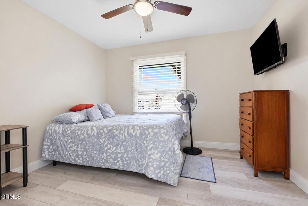 1300 Bluebell Street Oxnard, CA 93036 - Photo 28 of 43 Gallery Image 28