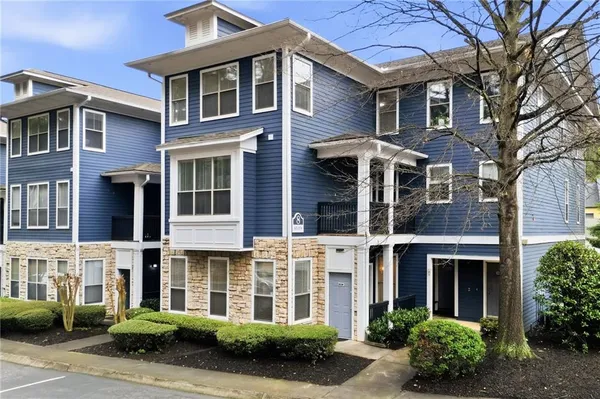 $2,000 | 1575 Ridenour Parkway Northwest, Unit 822, Kennesaw, GA 30152