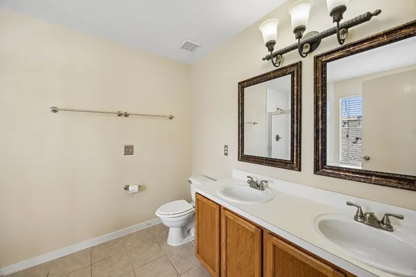 $325,000 | 527 Cypresswood Knoll, Spring, TX 77373