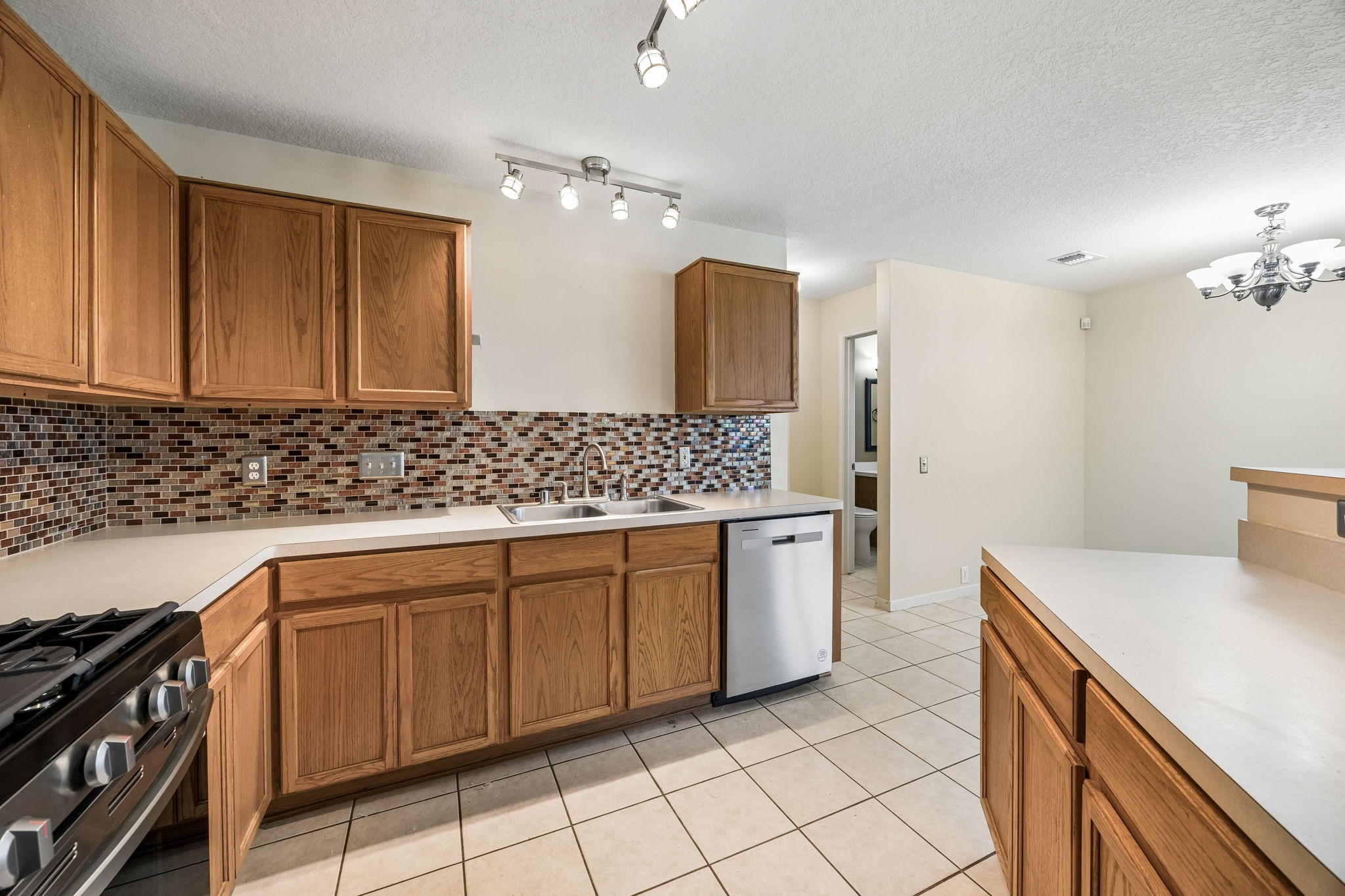 527 Cypresswood Knoll Spring, TX 77373 - Photo 5 of 20