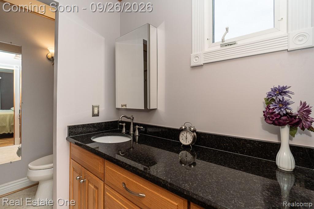 11095 Hogan Road Gaines, MI 48436 - Photo 29 of 47 Primary en-suite ( also has a large closet )