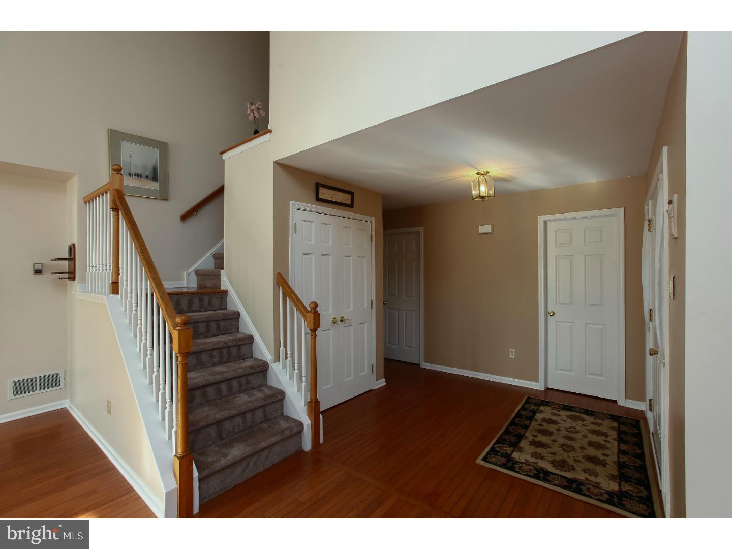 723 Scott Lane Wallingford, PA 19086 - Photo 3 of 25 Gallery Image 3