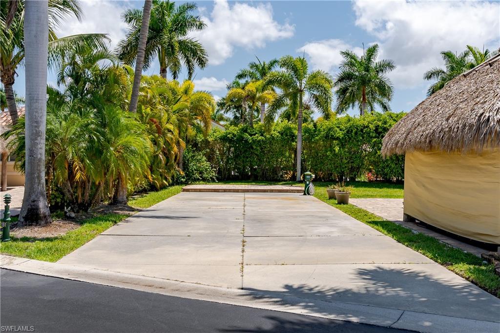 13430 Ladyfish Lane Naples, FL 34114 - Photo 13 of 31