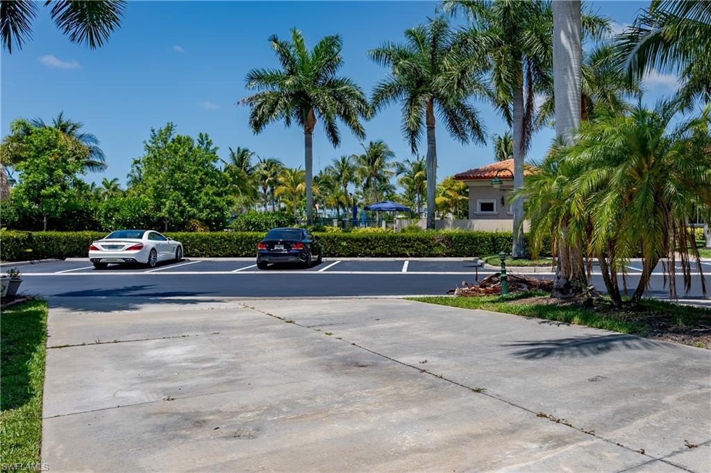 13430 Ladyfish Lane Naples, FL 34114 - Photo 18 of 31