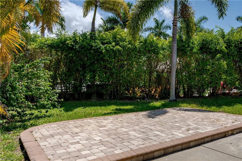 13430 Ladyfish Lane Naples, FL 34114 - Photo 6 of 31