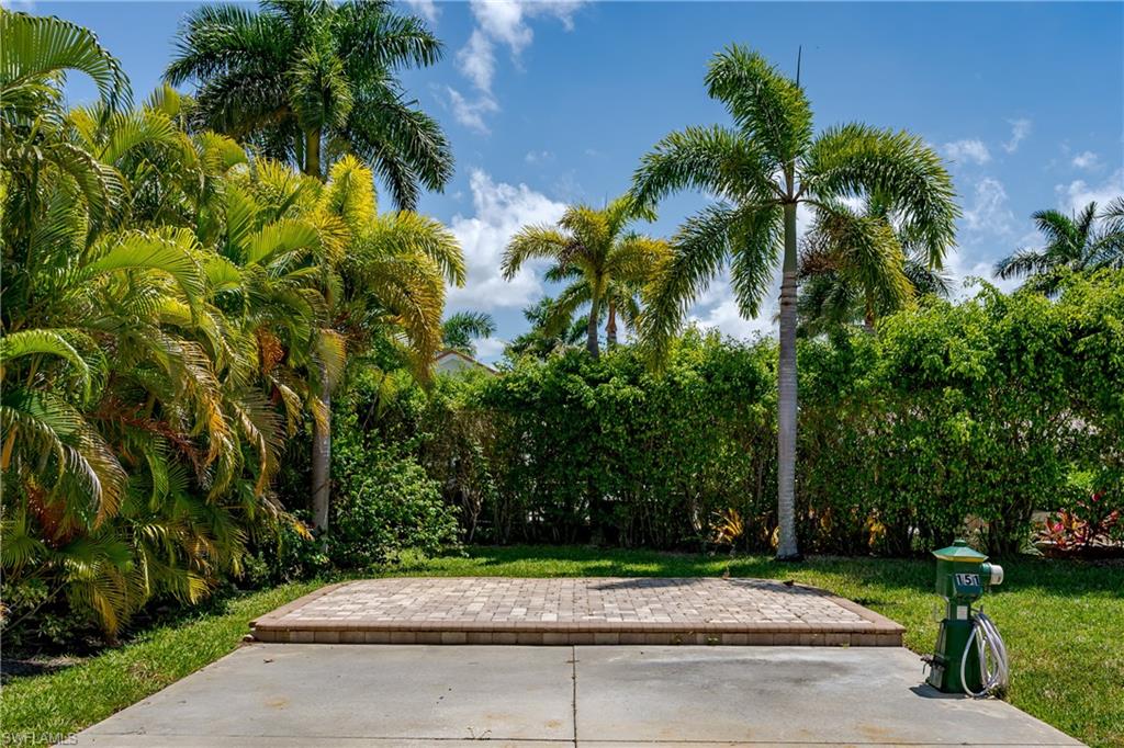 13430 Ladyfish Lane Naples, FL 34114 - Photo 10 of 31