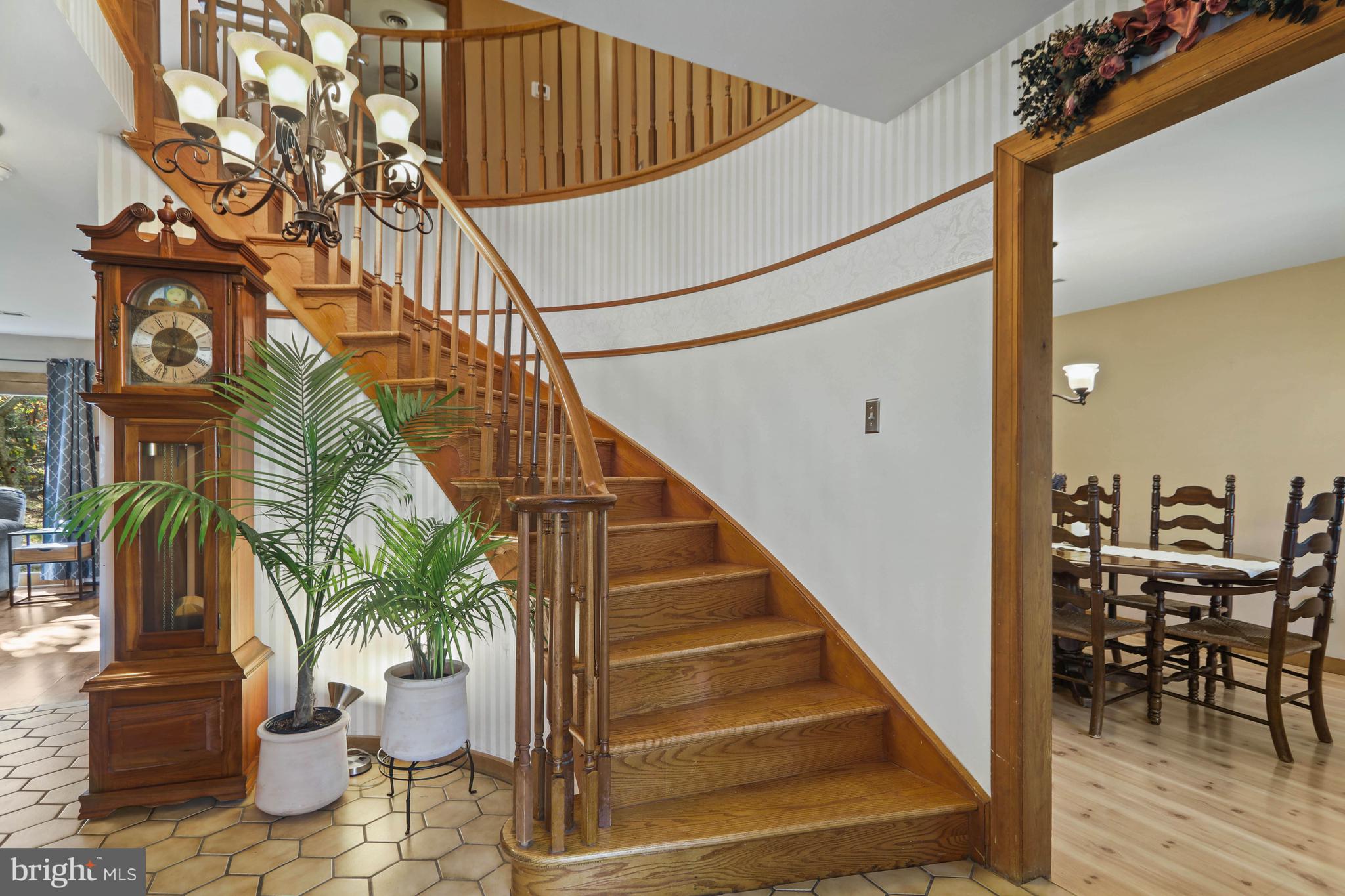 151 Patty Bowker Road Tabernacle, NJ 08088 - Photo 5 of 52 a view of entryway with a potted plant