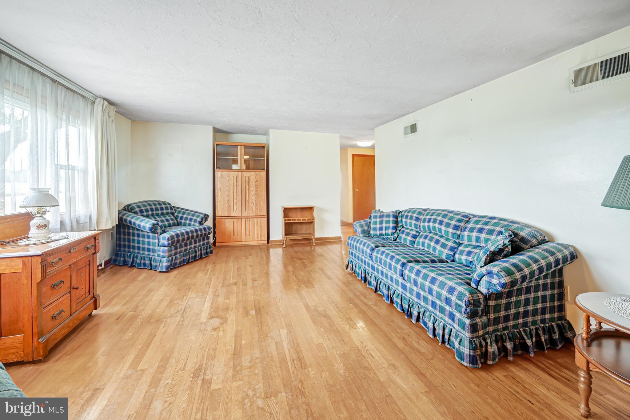 4998 Bentz Road Spring Grove, PA 17362 - Photo 14 of 43