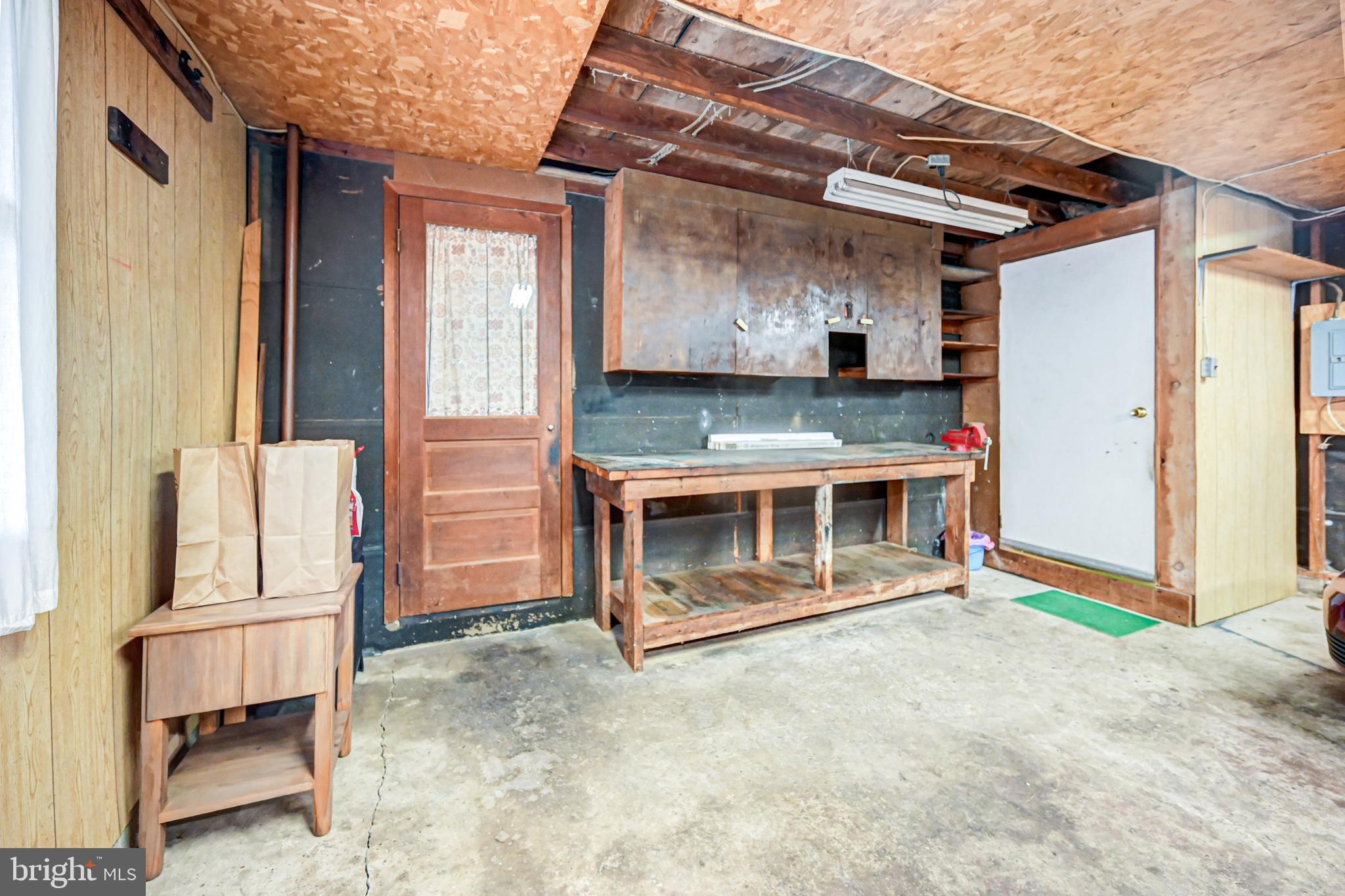 4998 Bentz Road Spring Grove, PA 17362 - Photo 28 of 43 Garage