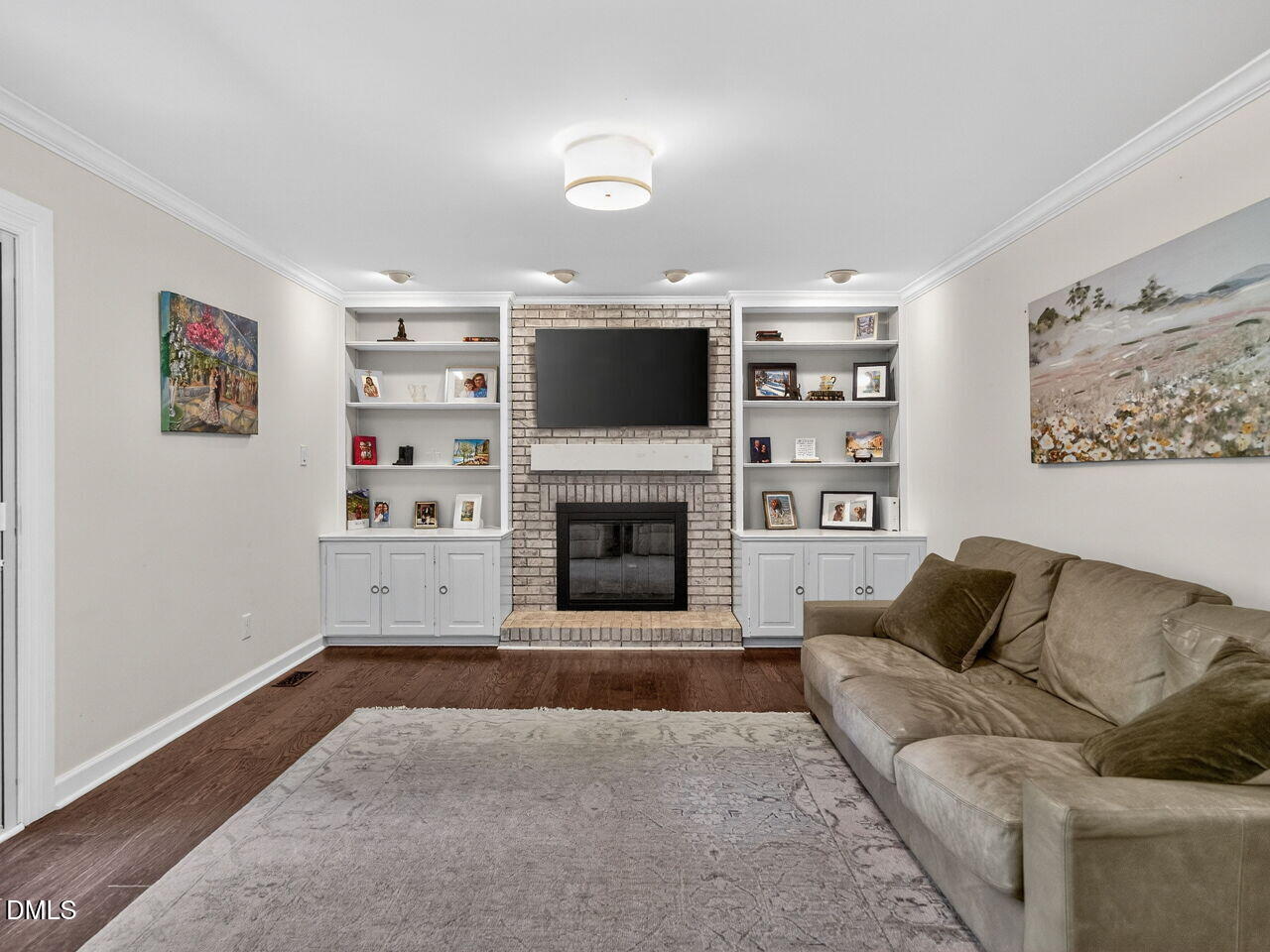 4517 Wingate Drive Raleigh, NC 27609 - Photo 15 of 30 013-1280x960-family-room