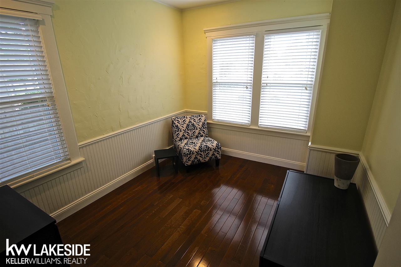 2190 Franklin Road Berkley, MI 48072 - Photo 12 of 24 31324487-11.JPG