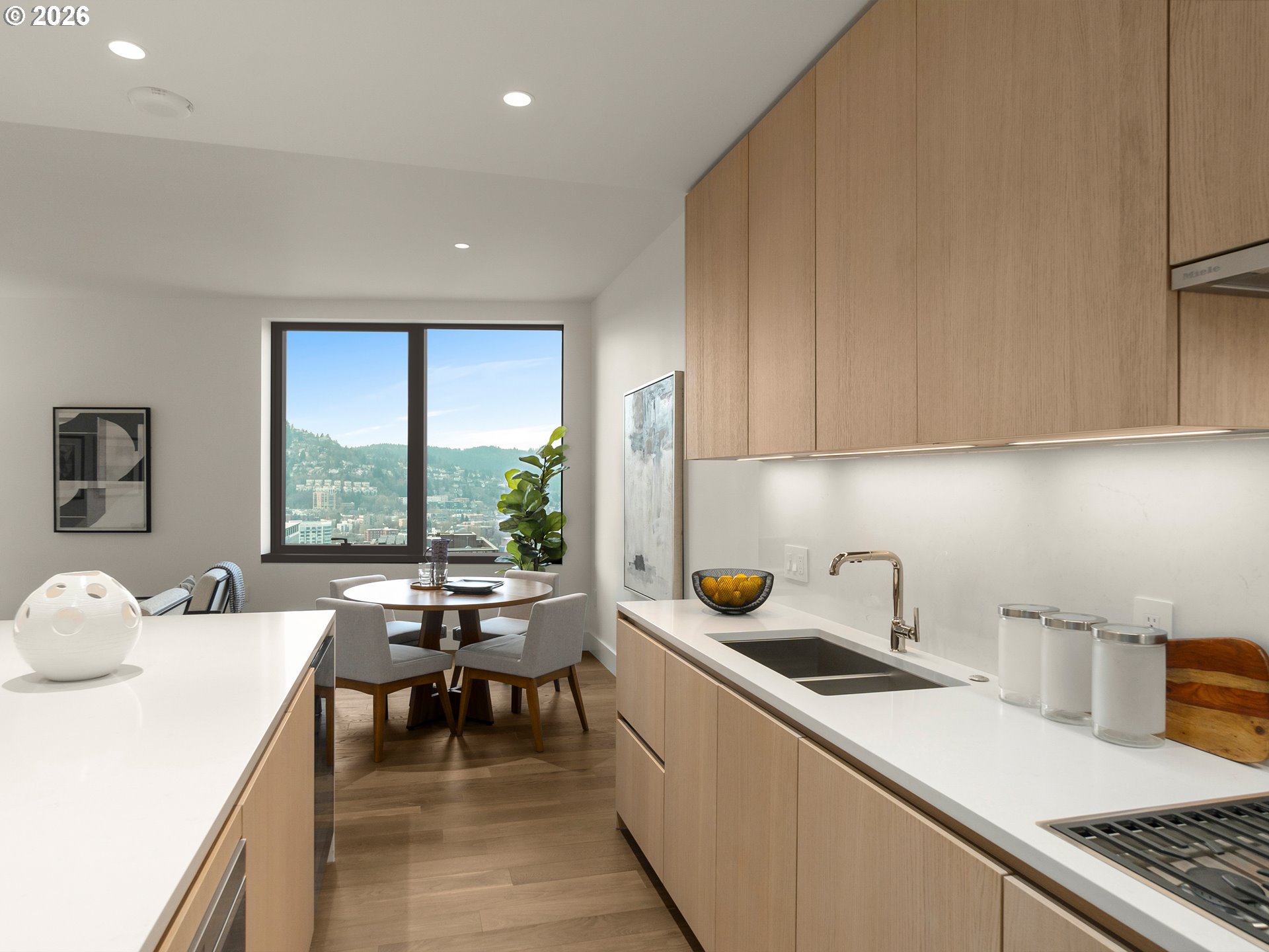 550 Southwest 10th Avenue, Unit 2204 Portland, OR 97205 - Photo 8 of 45 Gallery Image 8