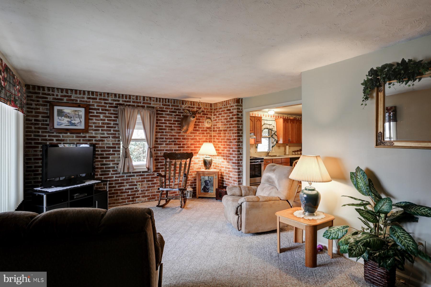 844 Ridge Road Grantville, PA 17028 - Photo 2 of 9 Gallery Image 2