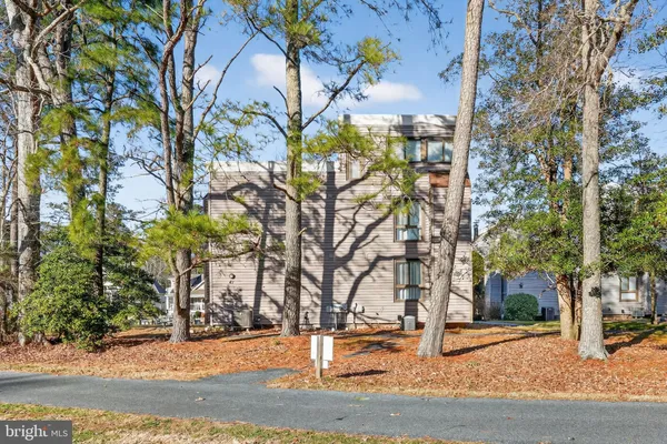 $360,000 | 438 Ocean Parkway, Unit 47, Ocean Pines, MD 21811