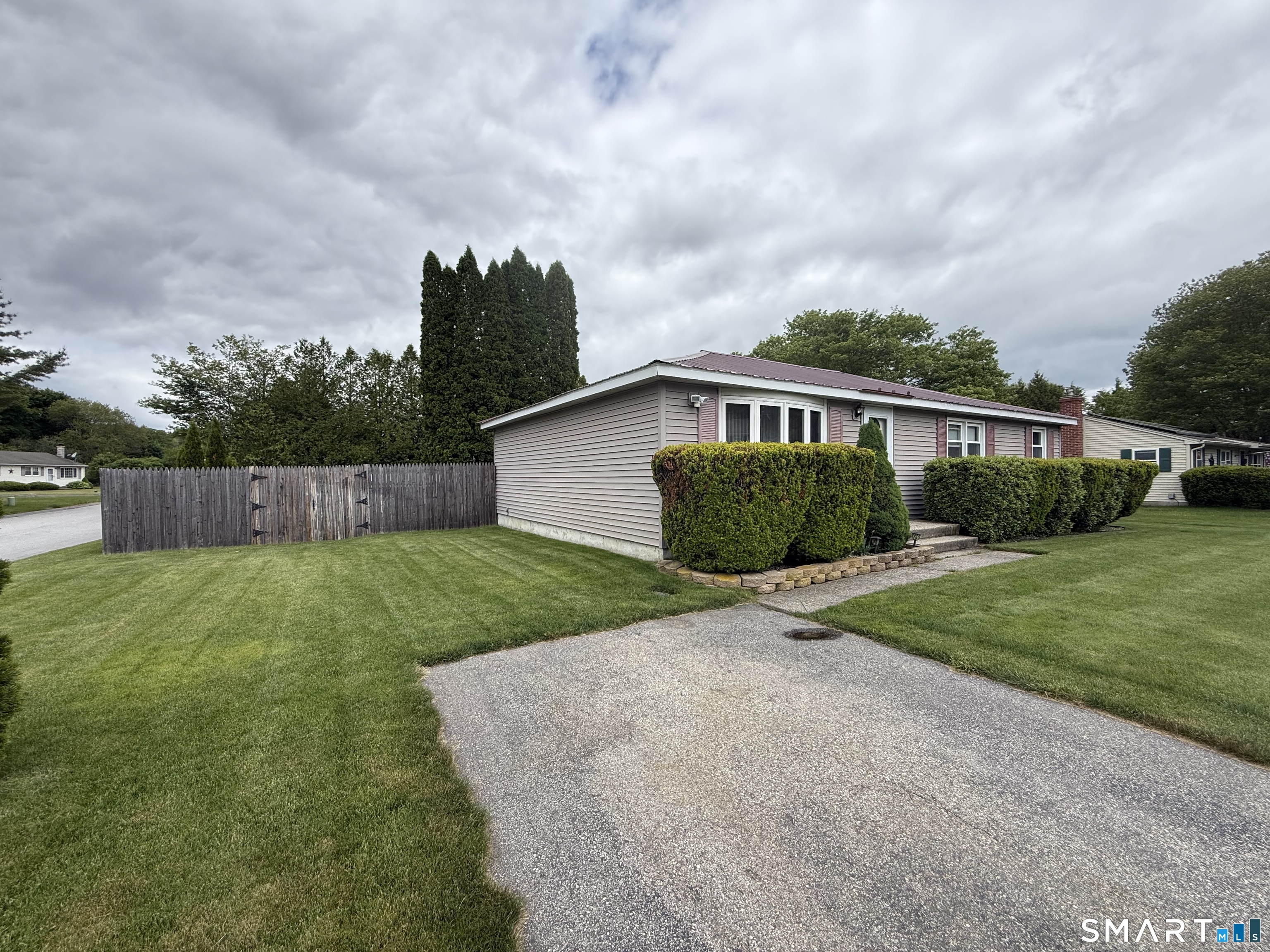 22 Porter Plain Road Thompson, CT 06277 - Photo 5 of 40
