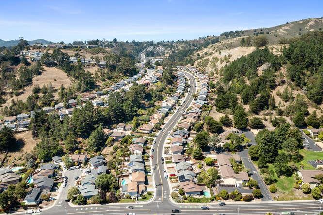1129 Rainier Avenue Pacifica, CA 94044 - Photo 40 of 41 an aerial view of a city