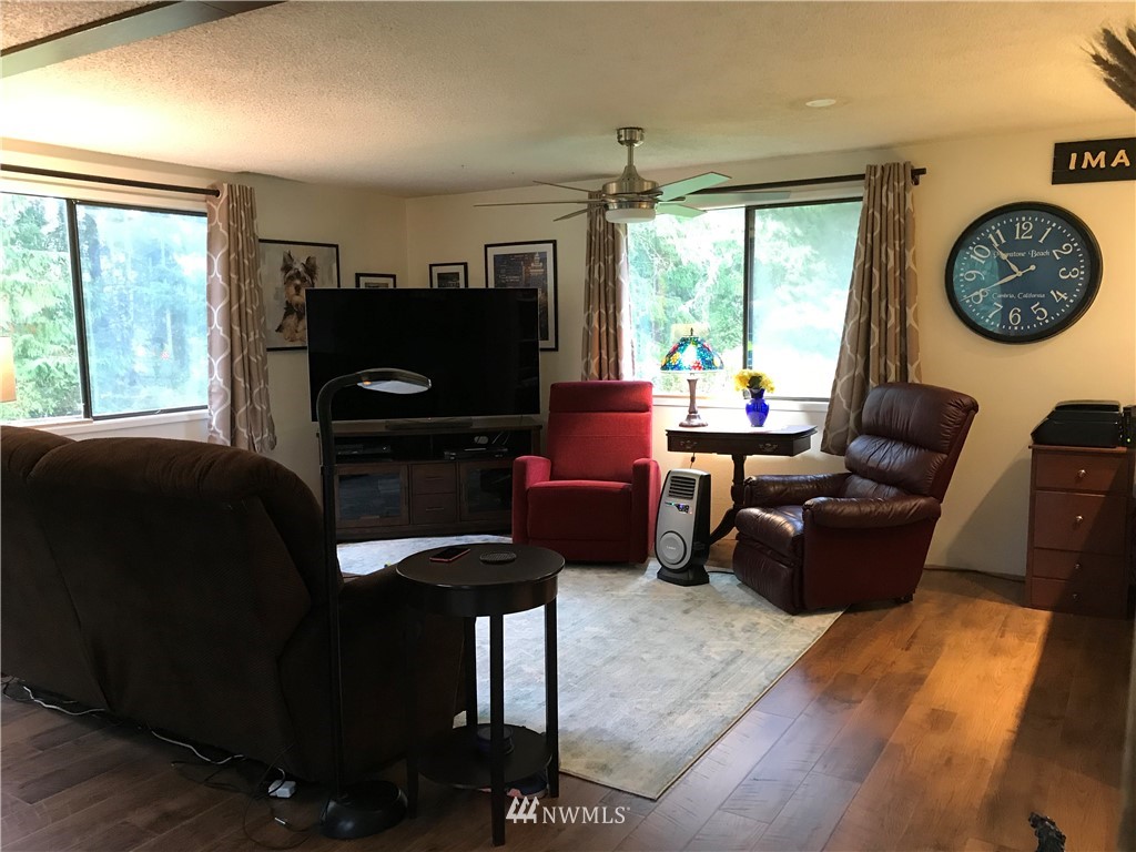 444 Farrington Road Port Angeles, WA 98363 - Photo 11 of 38 Gallery Image 11