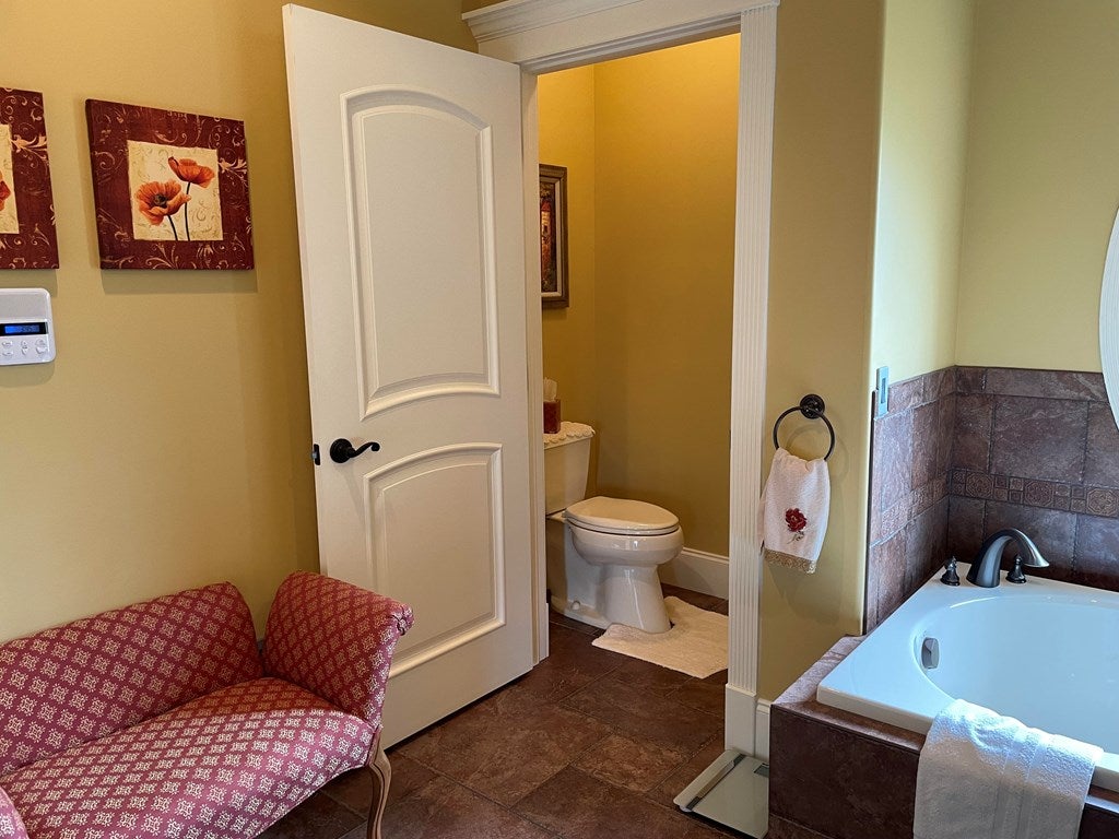 491 Pasture Road Cedar Bluff, VA 24609 - Photo 23 of 57 Gallery Image 23