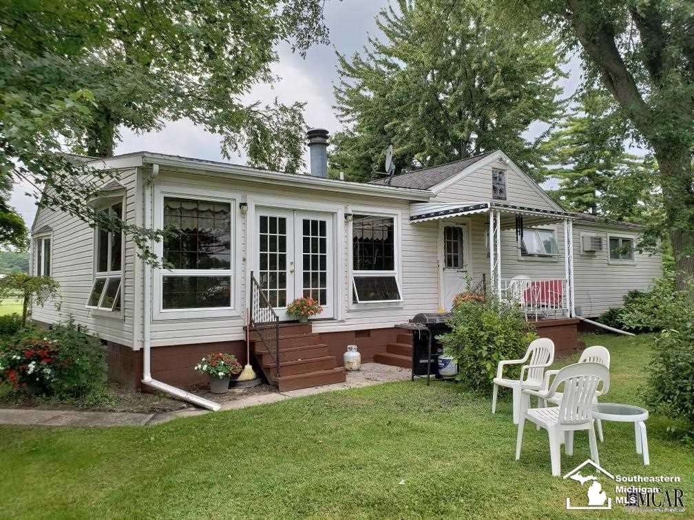 5150 Scofield Carleton Road Carleton, MI 48117 - Photo 5 of 21