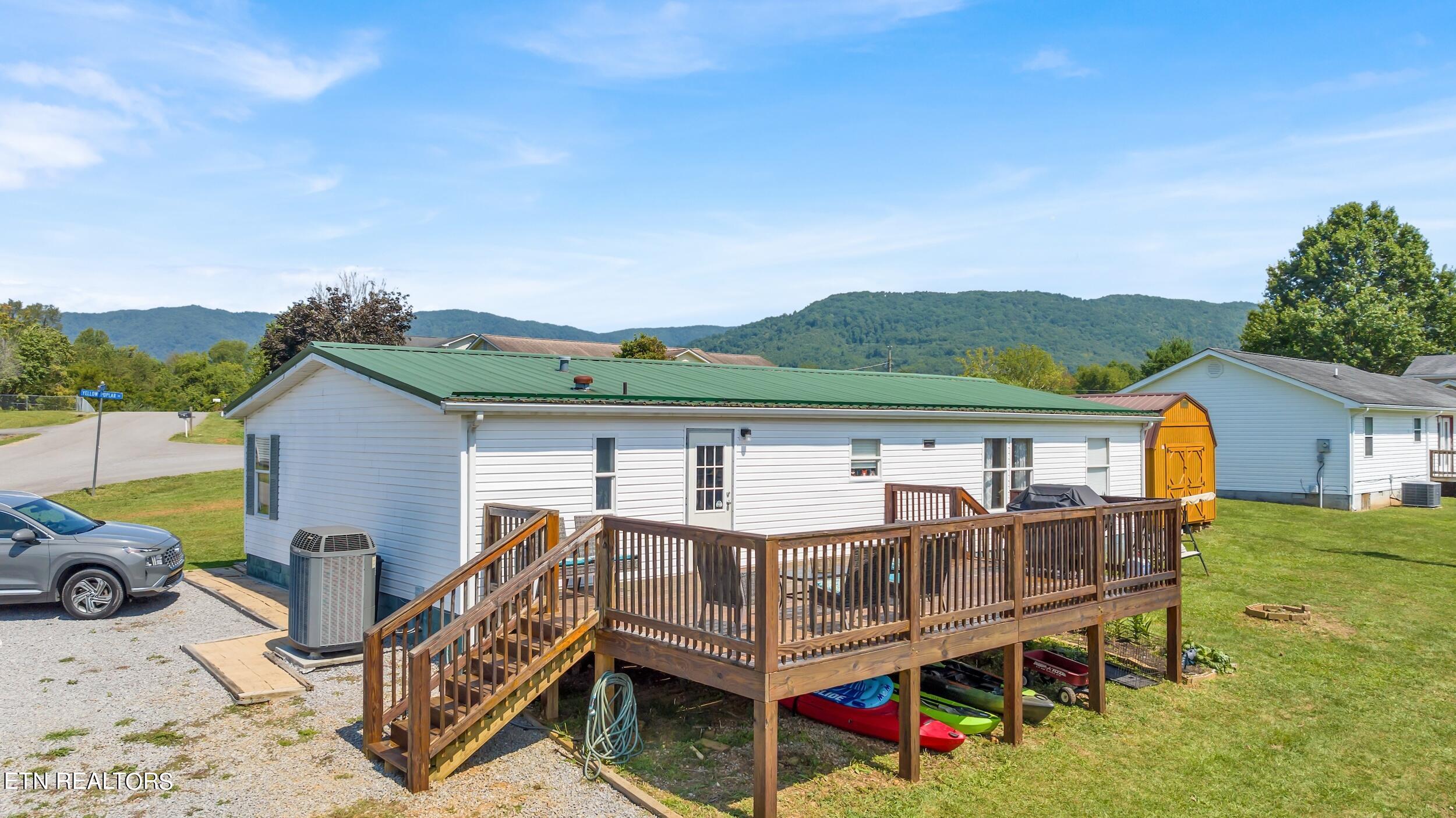 256 Oak Lane Road Dryden, VA 24243 - Photo 34 of 43 35_dji_0406
