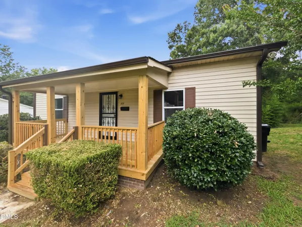 $198,000 | 820 Chandler Avenue, Burlington, NC 27217