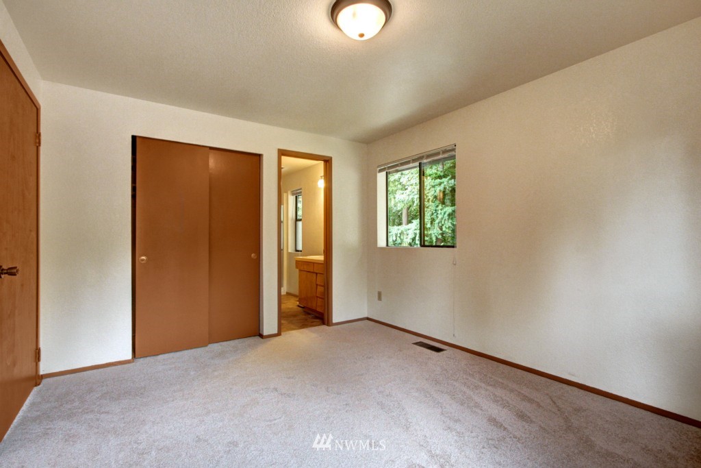 312 Chelan Avenue Southeast Renton, WA 98059 - Photo 13 of 25 Gallery Image 13