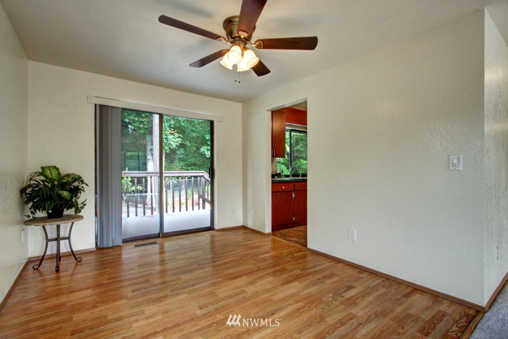 312 Chelan Avenue Southeast Renton, WA 98059 - Photo 8 of 25 Gallery Image 8