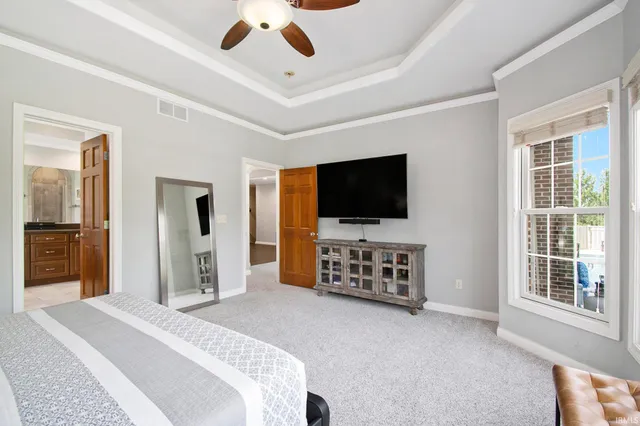 $645,000 | 1946 Country Circle South, Nappanee, IN 46550