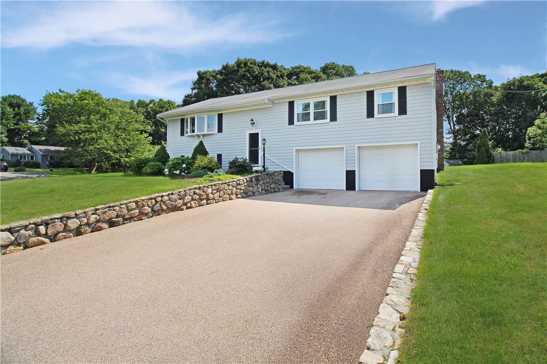 10 Plateau Road Westerly, RI 02891 - Photo 1 of 28