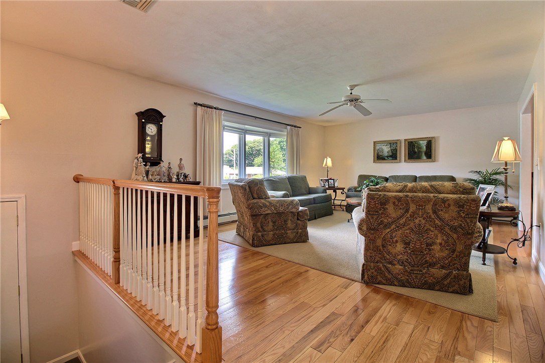 10 Plateau Road Westerly, RI 02891 - Photo 3 of 28