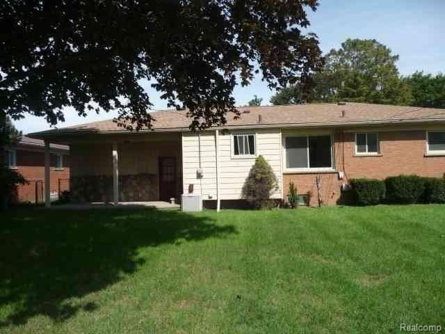 8544 Dale Center Line, MI 48015 - Photo 2 of 10 2.jpg