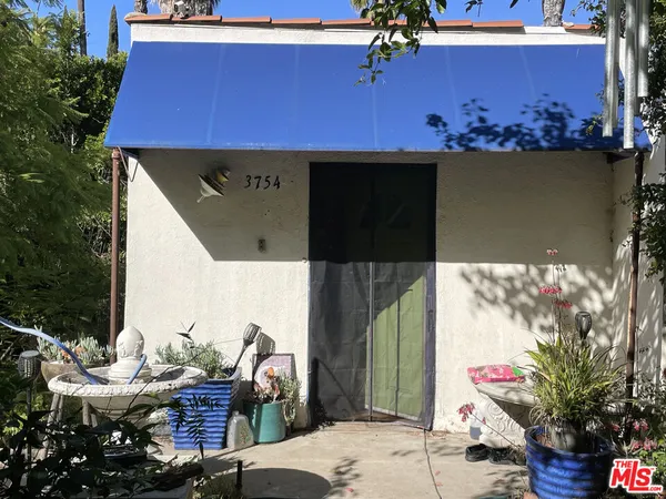 $899,900 | 3754 Fredonia Drive, Los Angeles, CA 90068