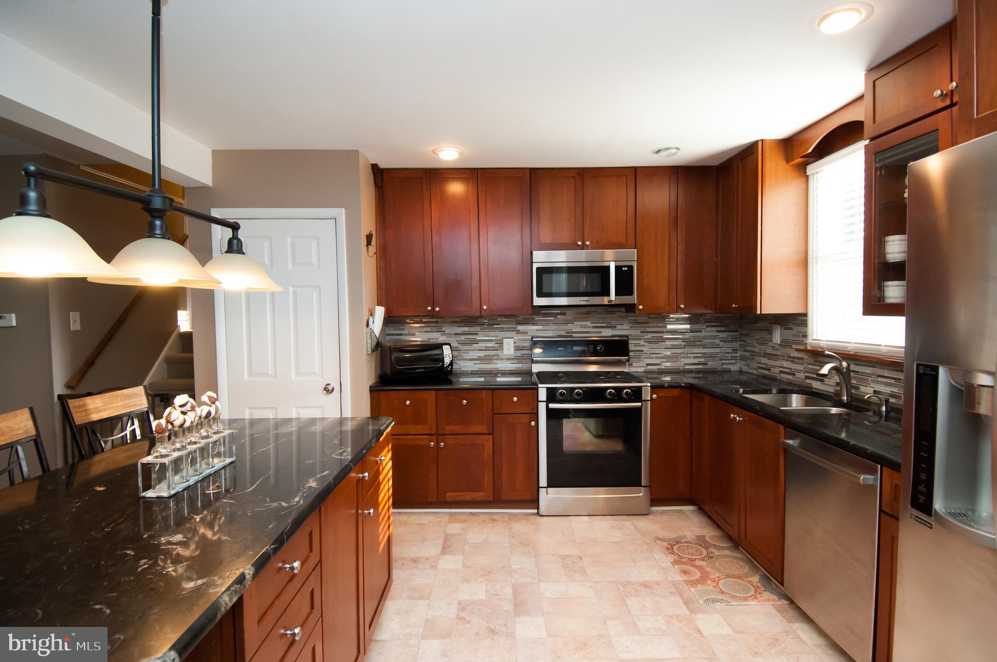 92 Parry Road Warminster, PA 18974 - Photo 8 of 29