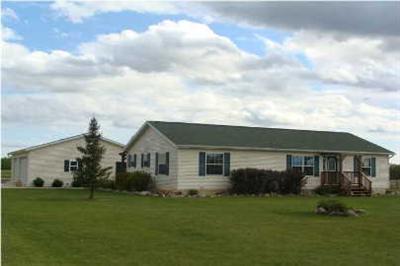 4484 East Charles Road Ionia, MI 48846 - Photo 1 of 7 Primary Photo