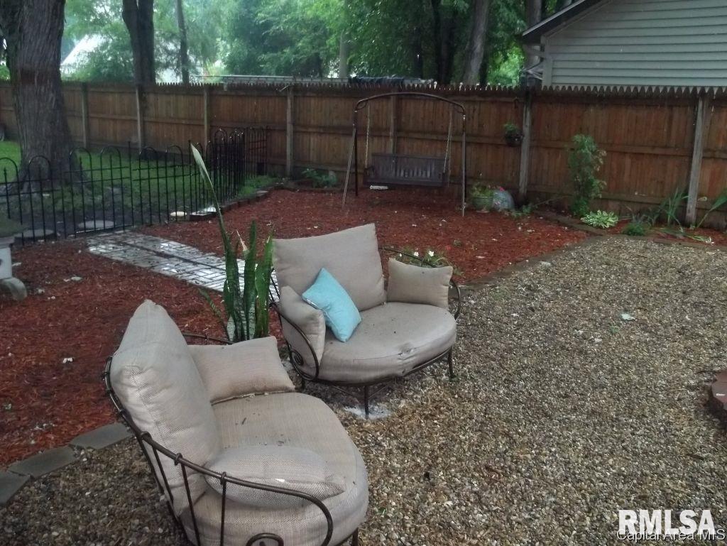 3032 South 2nd Street Springfield, IL 62703 - Photo 15 of 18