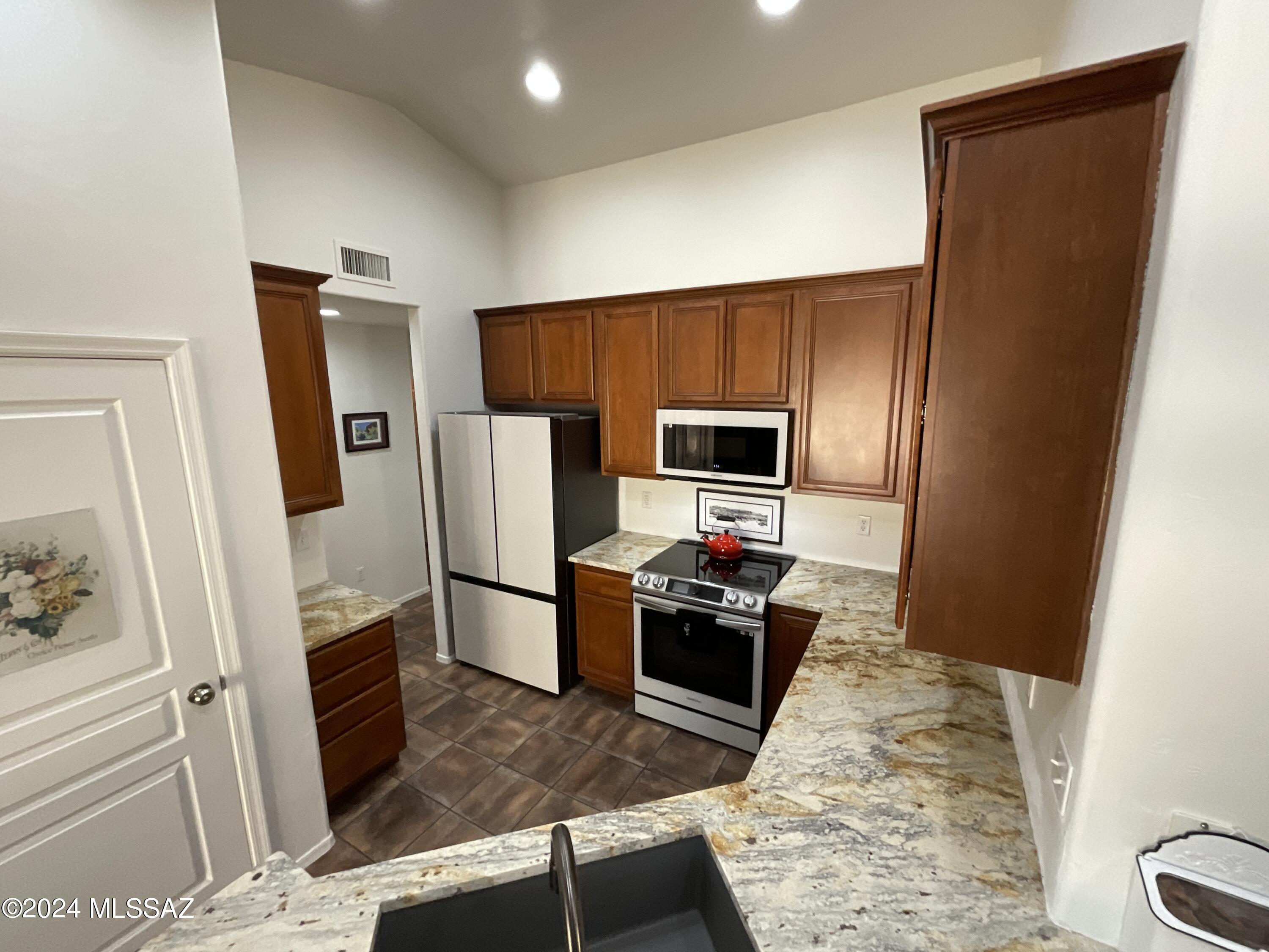 505 East Greg Rock Road Vail, AZ 85641 - Photo 12 of 36 Gallery Image 12