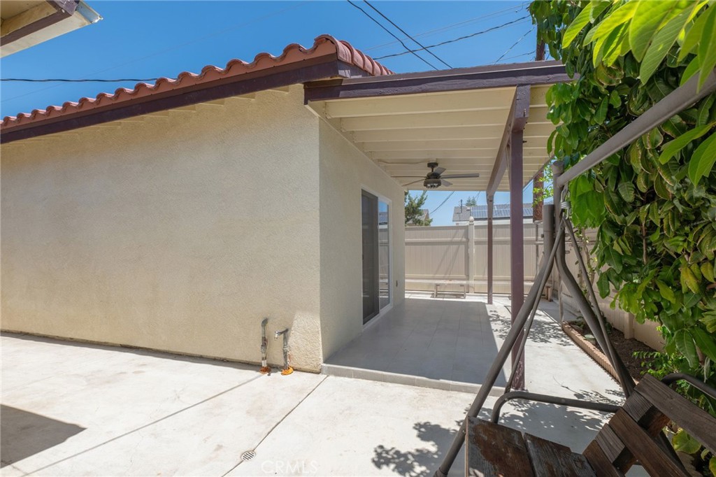 129 East Rancho Road Corona, CA 92879 - Photo 35 of 42