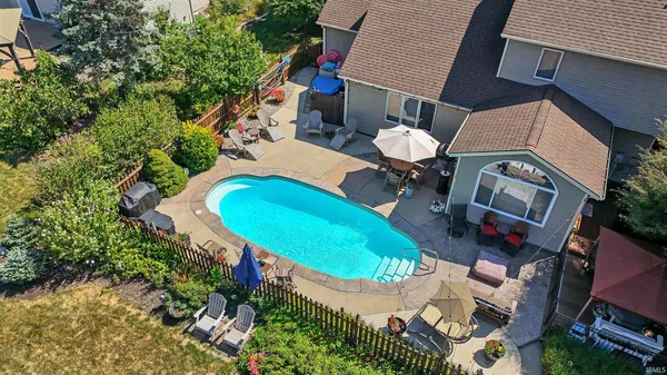 $475,000 | 8213 Becketts Ridge Lane, Fort Wayne, IN 46825