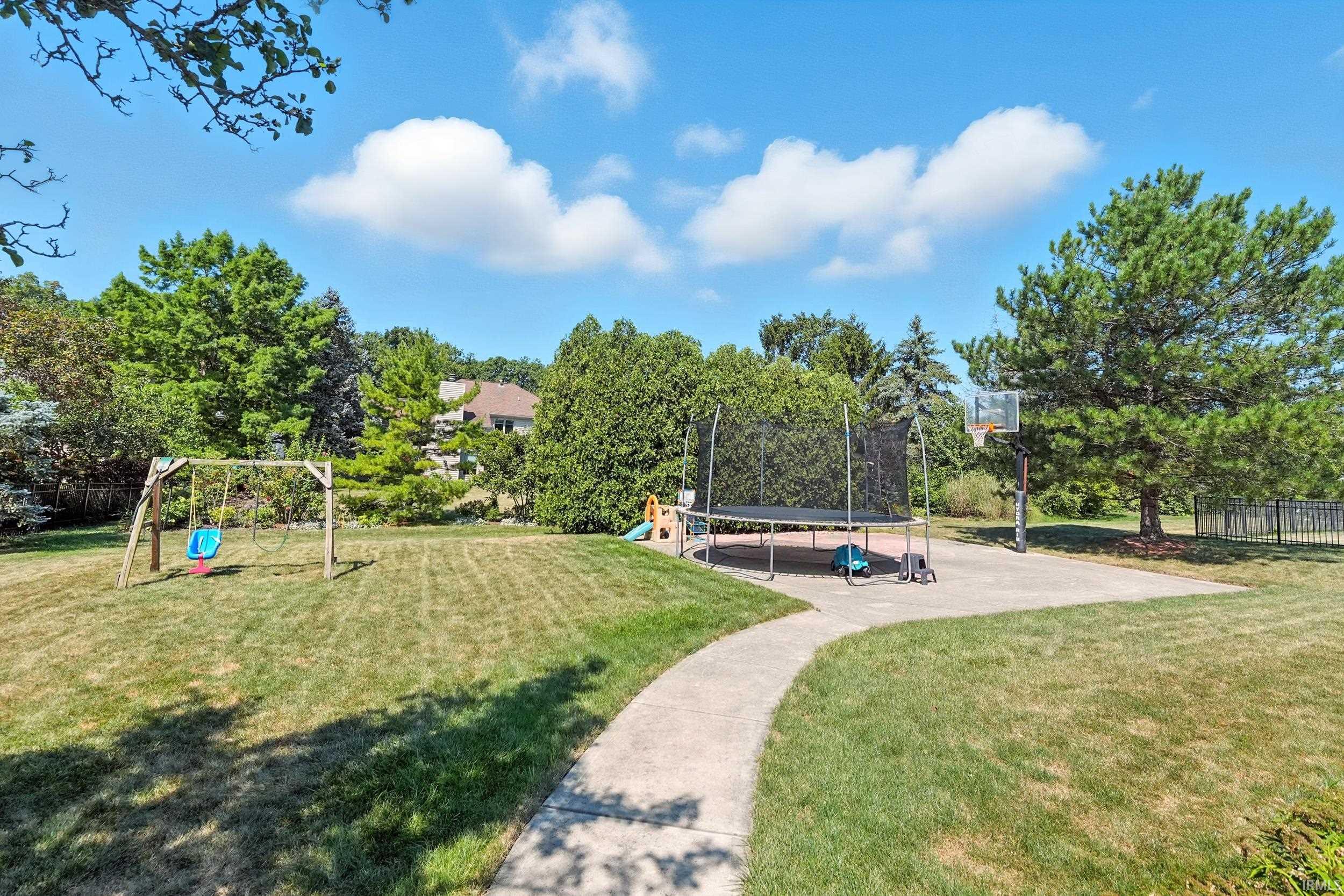 8213 Becketts Ridge Lane Fort Wayne, IN 46825 - Photo 30 of 36 Gallery Image 30