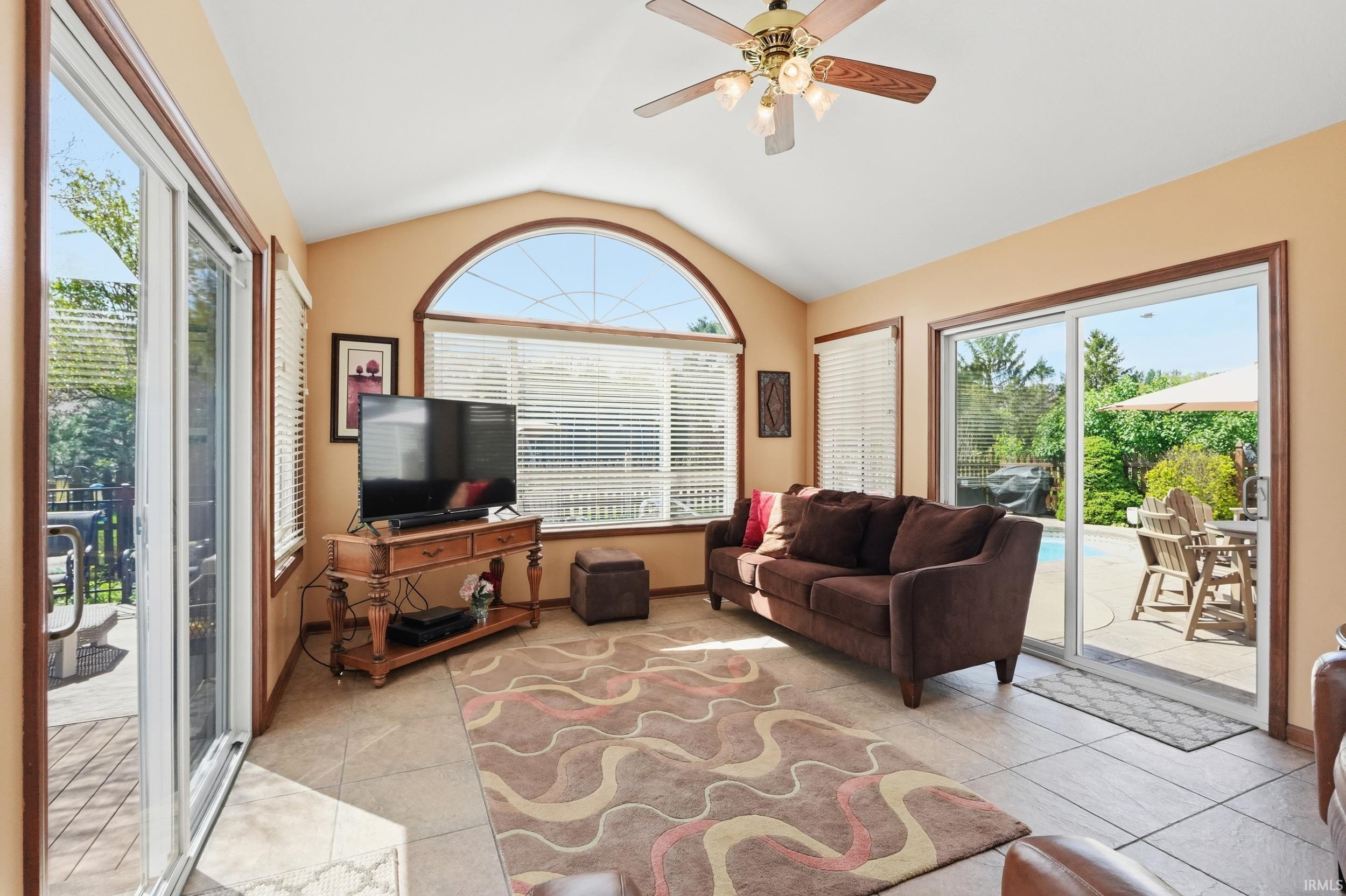 8213 Becketts Ridge Lane Fort Wayne, IN 46825 - Photo 10 of 36 Gallery Image 10