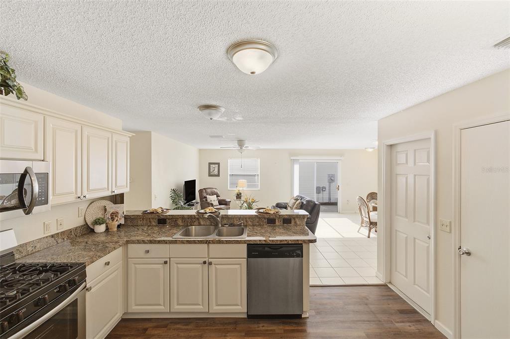 2343 Pine Ridge Street The Villages, FL 32162 - Photo 6 of 20